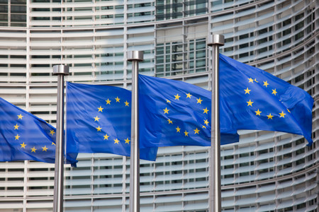 La Comisión Europea niega multas a las Comunidades Autónomas que no admitan gasolineras desatendidas