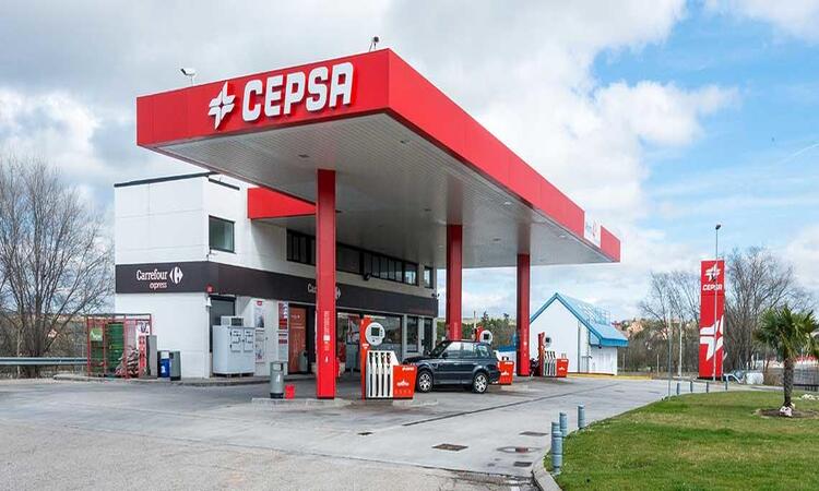 Repsol y Cepsa controlan una de cada cuatro gasolineras y dejan muy atrás a BP