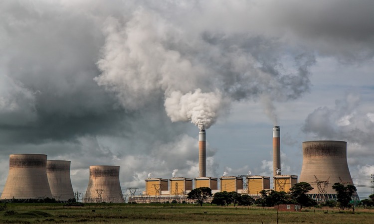 Bruselas considerará «verde» la nuclear al producir hidrógeno bajo en carbono