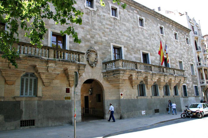 El Tribunal Supremo revisará la sentencia de Baleares que ampara a las gasolineras desatendidas