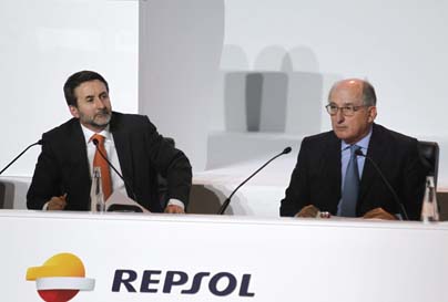 Repsol critica las subvenciones al coche eléctrico