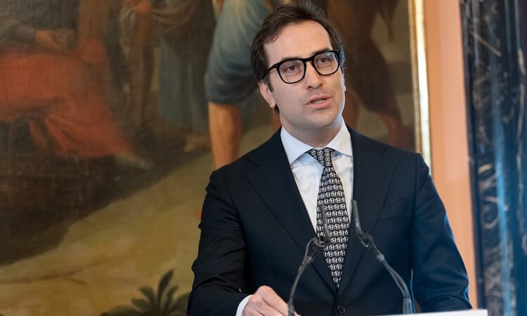 El Gobierno inicia contactos con sectores afectados por la guerra para evaluar la prórroga del plan anticrisis