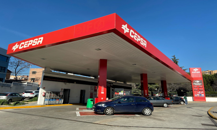 Cepsa vende a Nortegás 5.429 puntos de gas de propano y acelera la desinversión